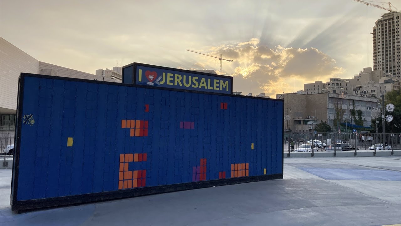 Peaceful walk on Shabbat through the wet streets of Jerusalem, Shabbat Shalom  Binaural Jerusalem 4K