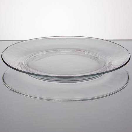 20  new 10 1/2 inch glass plates-  RESTAURANT OR PERSONAL USE