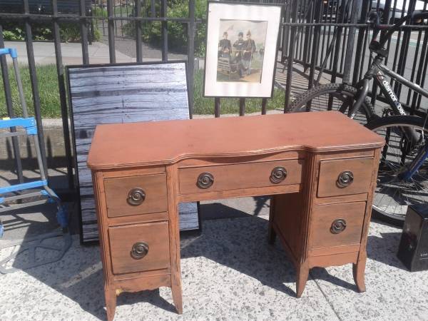 Block Sale – All Sortz of goodies – 6th av 9th st. Brooklyn