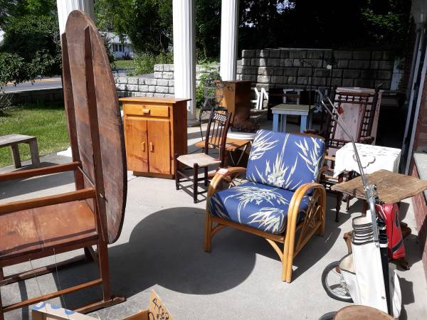 Huge Moving Sale at the Hopewell Antique Center