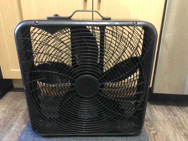 Just in time for summer! 20" all black box window/floor fan $15