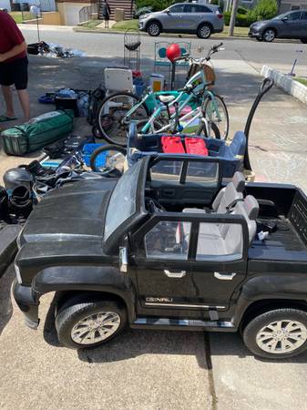 Garage / moving sale – Sunday July 3rd, 1-4pm | Cedarhurst