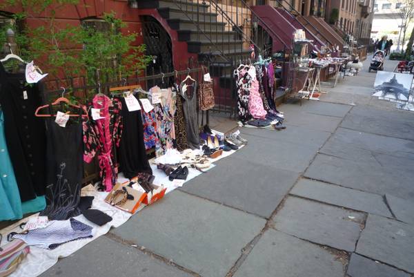 BIG STOOP SALE FORT GREENE