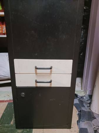 Tool Cabinet $30